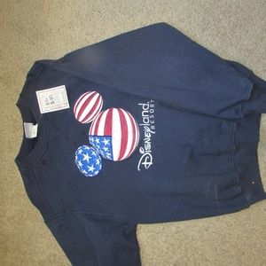 Vtg Disneyland sweater